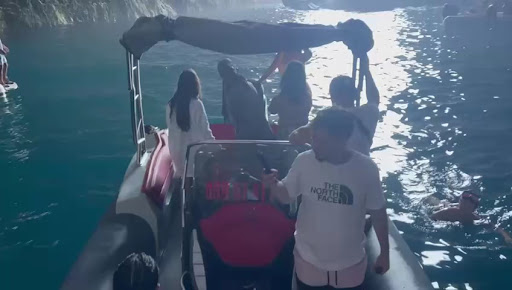 Photo from customer review